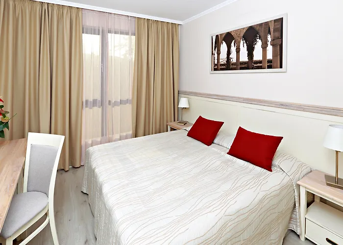 White Rock Castle Hotel & Wellness Club